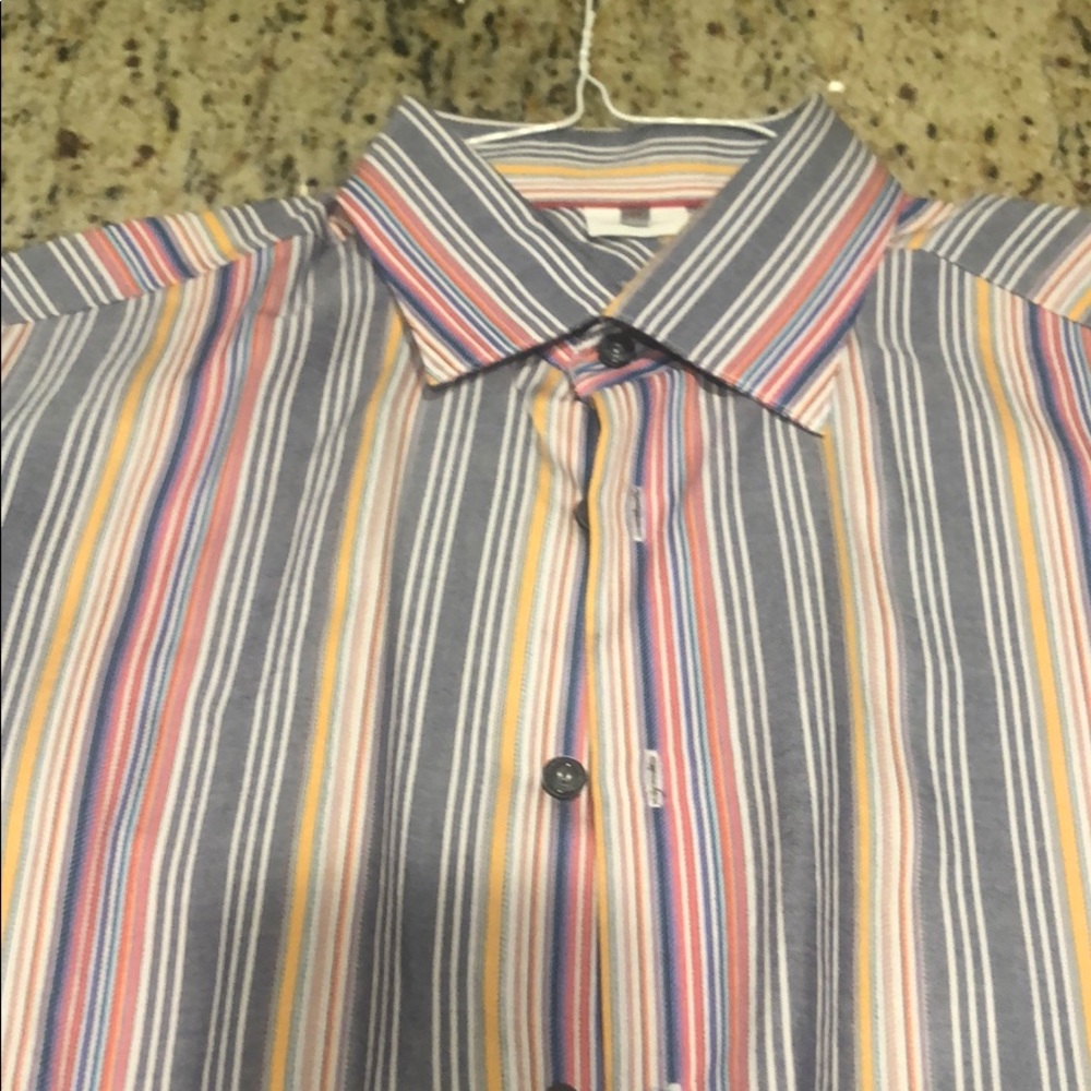 Multi colored button casual shirt, Size M like new
